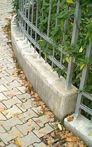 ... nach dem Pflastern und Pflanzen